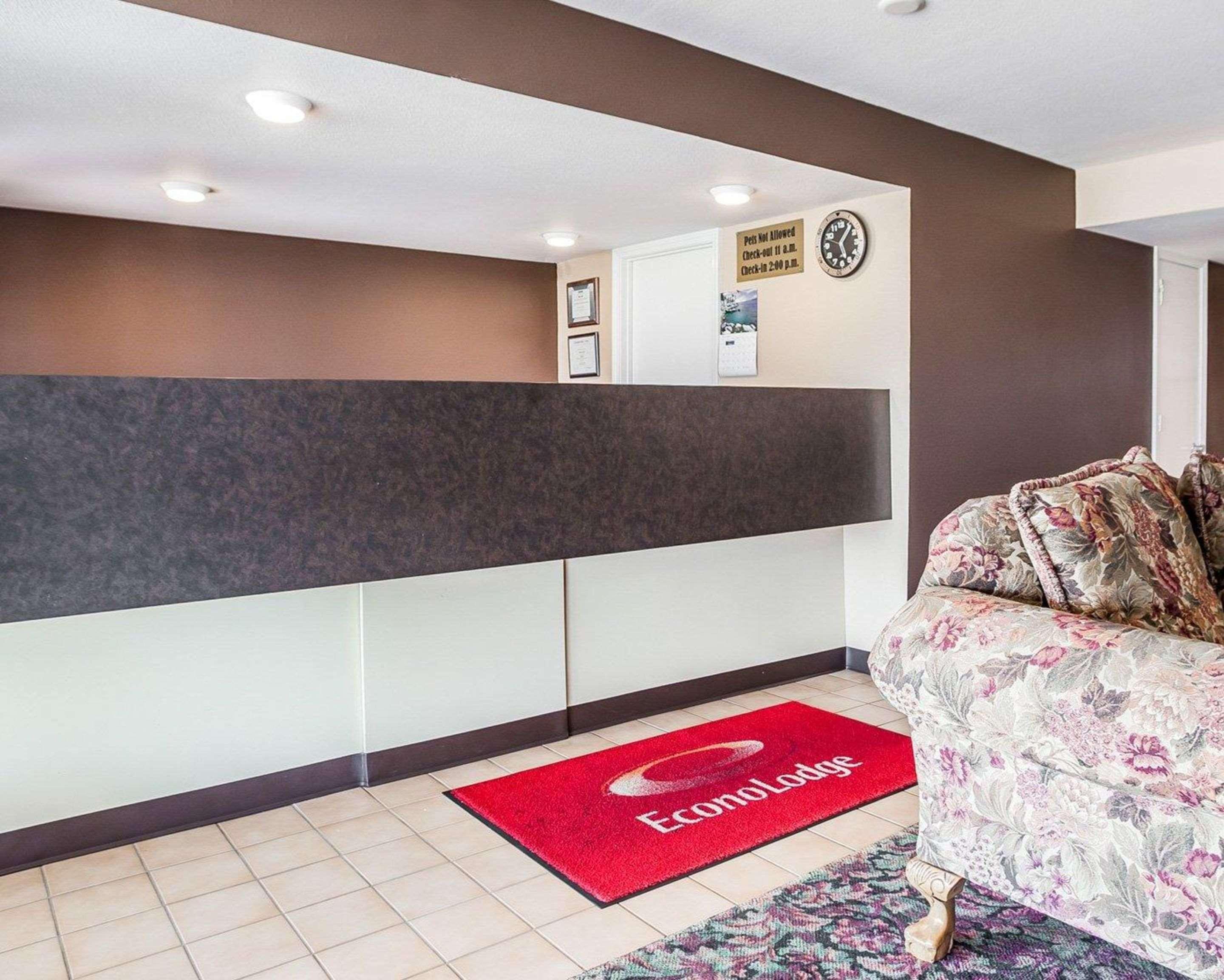 Hotel Econo 2*