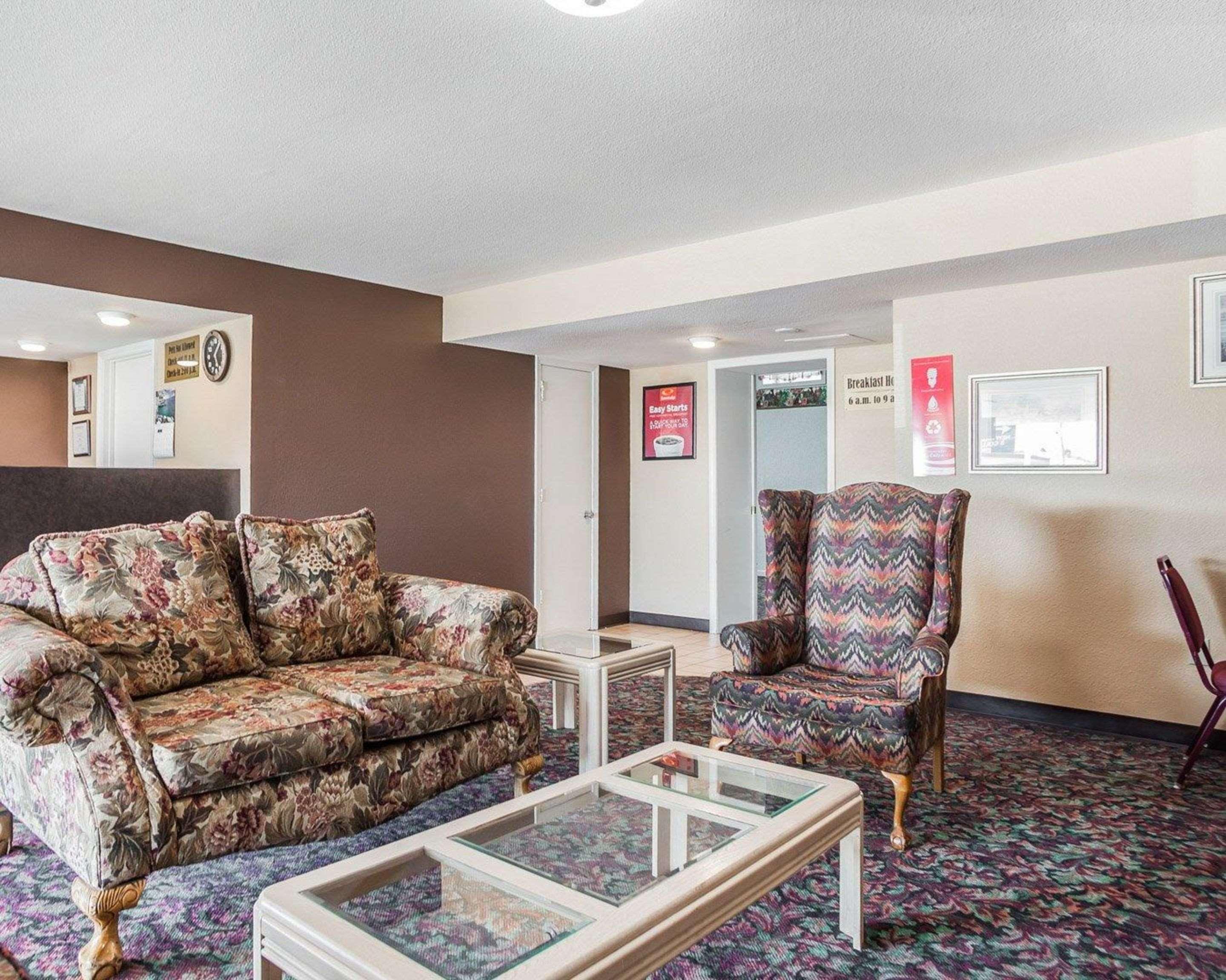 Hotel Econo