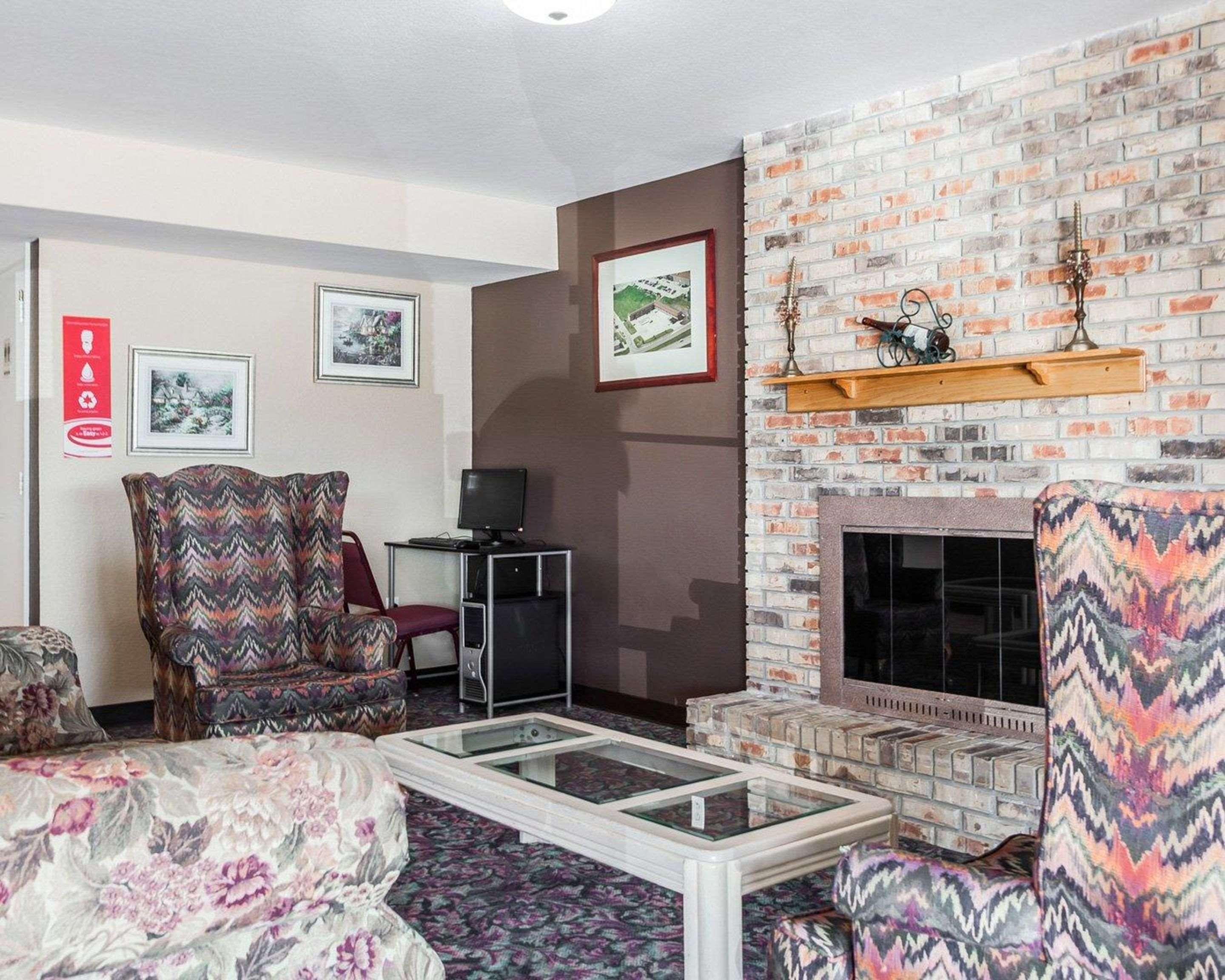 Econo Hotel Jefferson City